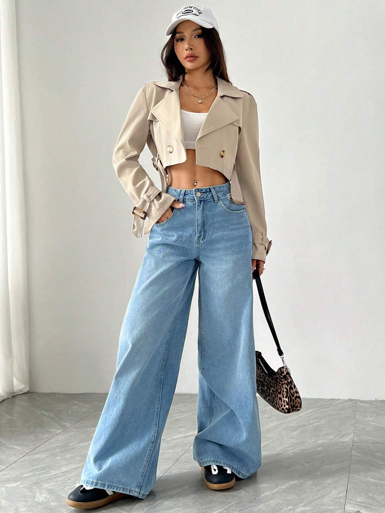 Women's Notched Lapel Button Front Long Sleeve Short Trench Coat, For Daily Casual In Fall/Winter