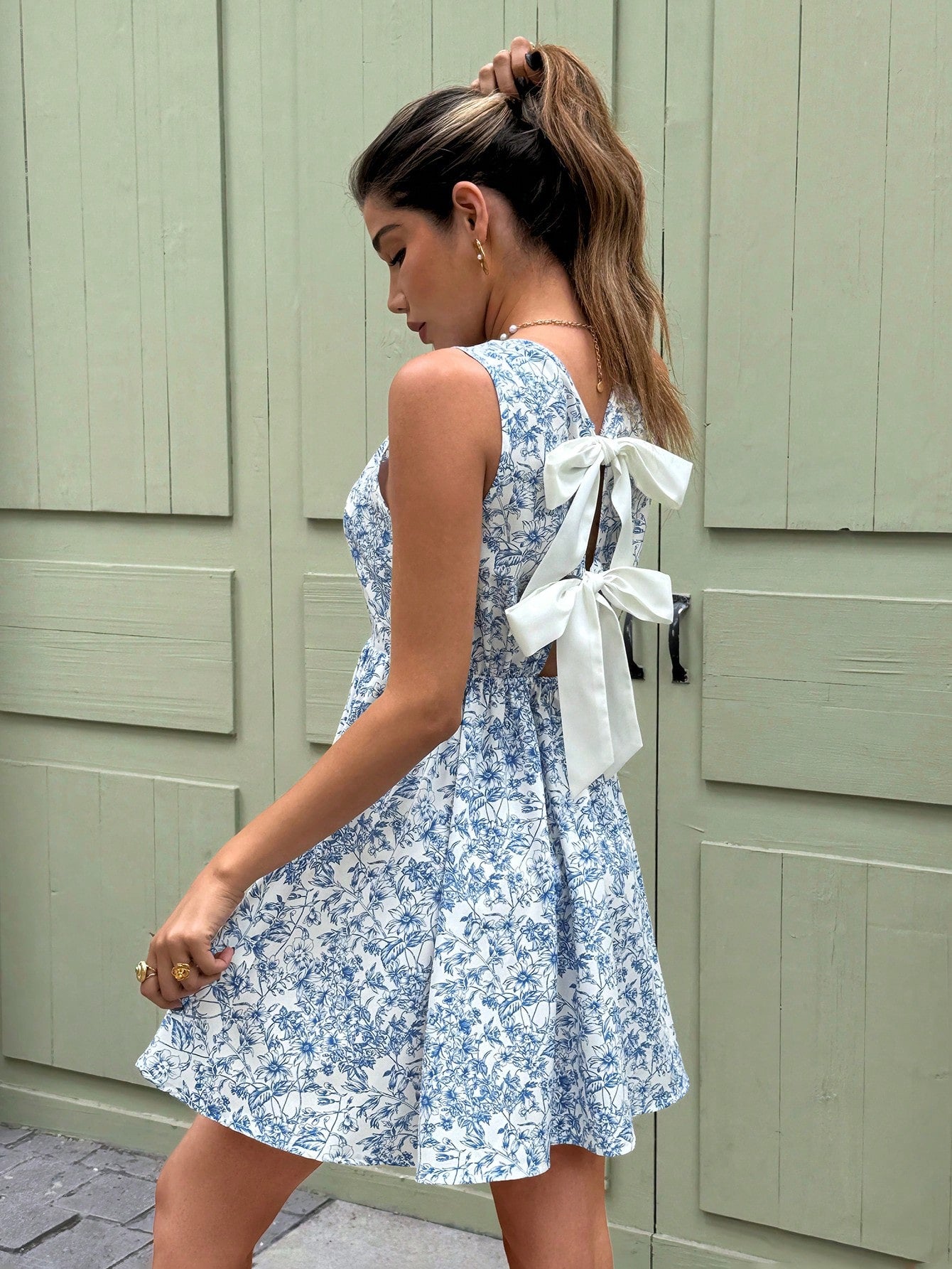 Women's Vacation Floral Print Backless Bow Sleeveless Mini Dress,Bohemian Clothes Summer Beach Holiday Resort