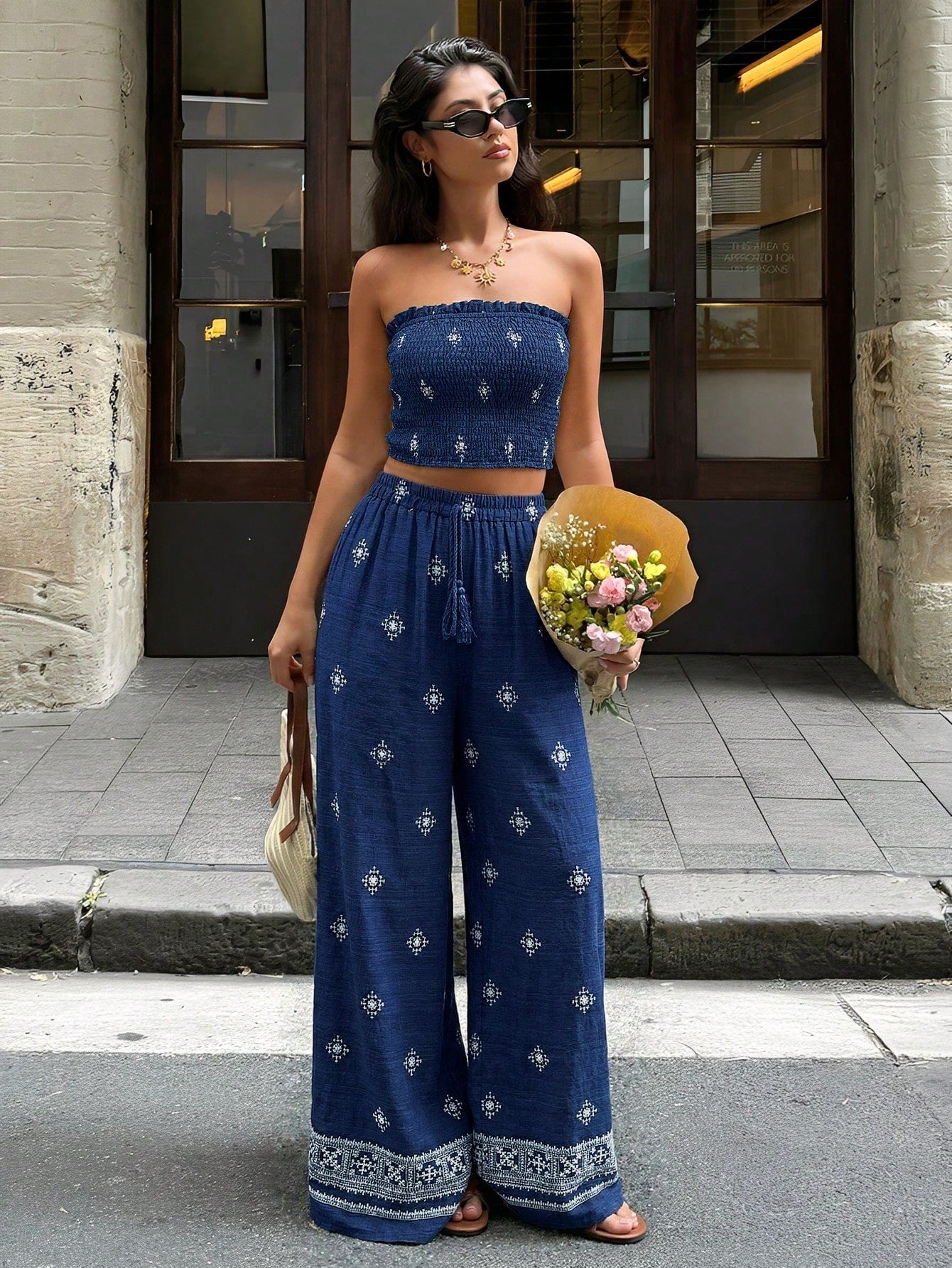 Women's Vacation Clashing Print Elegant Casual Stretchy Slimming Shirred Top Wide Leg Pants Set Tube Top And Pants Set Women Summer Clothes Women Two Pieces Outfits Vacation Outfits Woman Vacation Two Pieces Set Boho Women Clothing Flower Holiday